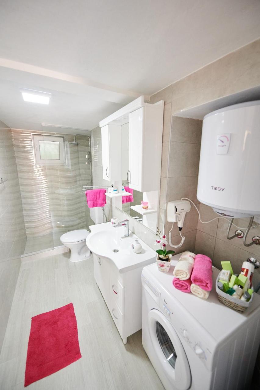 Lovely House Apartment سراييفو المظهر الخارجي الصورة