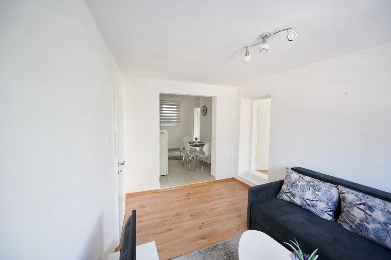 Lovely House Apartment سراييفو المظهر الخارجي الصورة