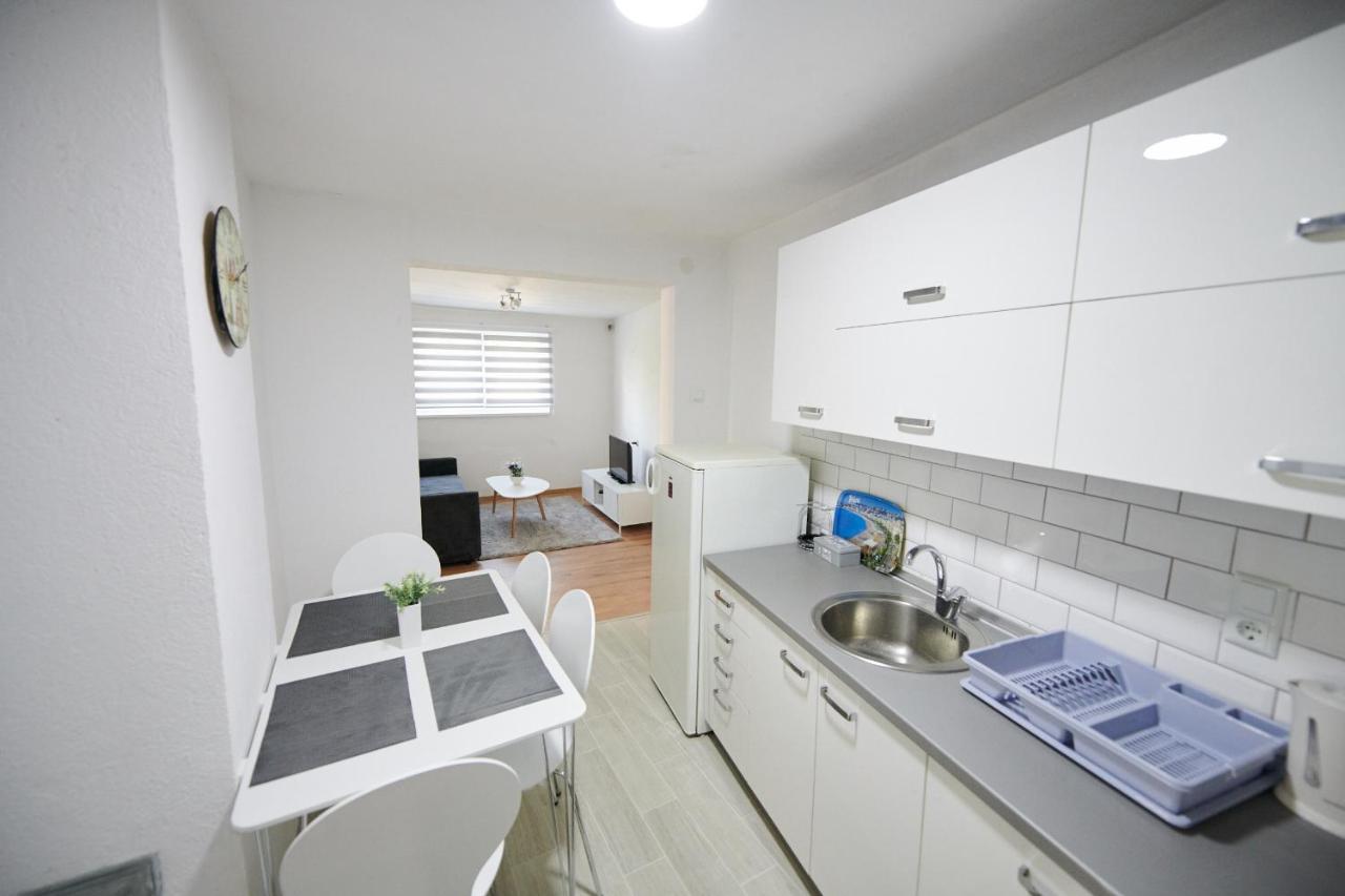 Lovely House Apartment سراييفو المظهر الخارجي الصورة