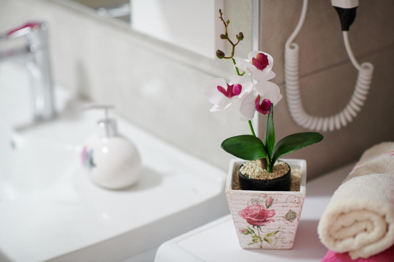 Lovely House Apartment سراييفو المظهر الخارجي الصورة